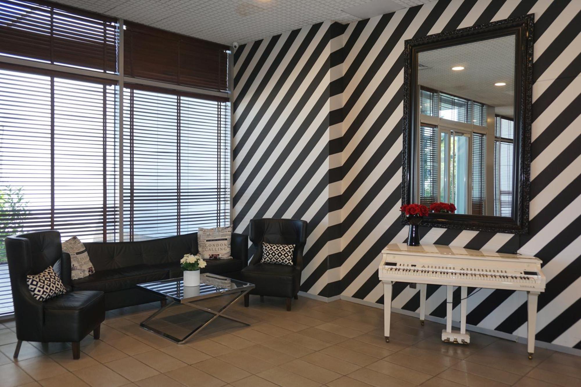 Hotel Ihtiman Luaran gambar