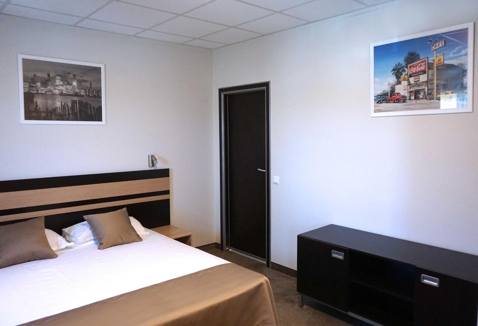 Hotel Ihtiman Luaran gambar