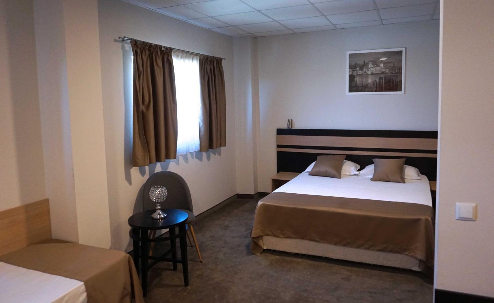 Hotel Ihtiman Luaran gambar