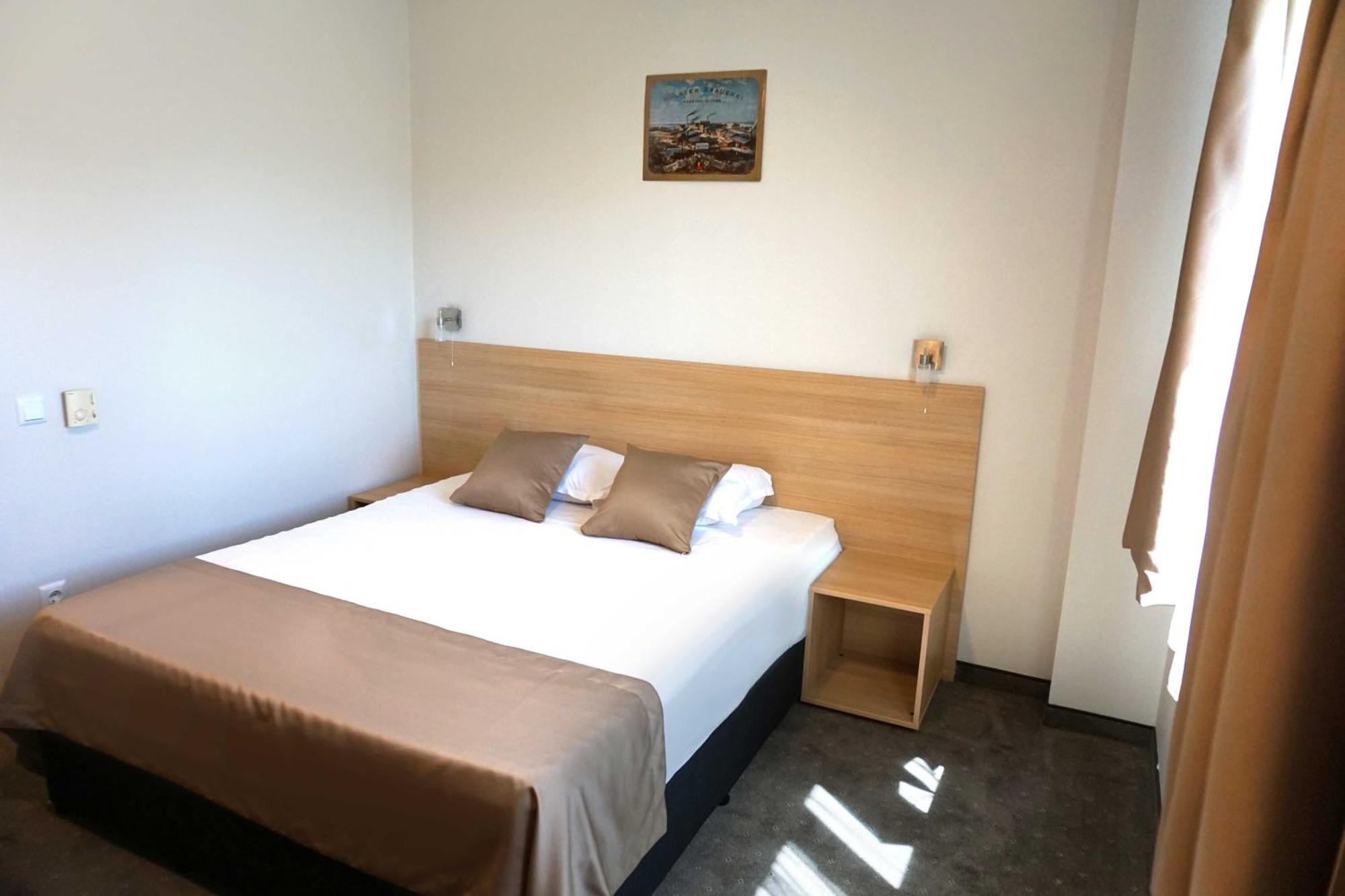 Hotel Ihtiman Luaran gambar
