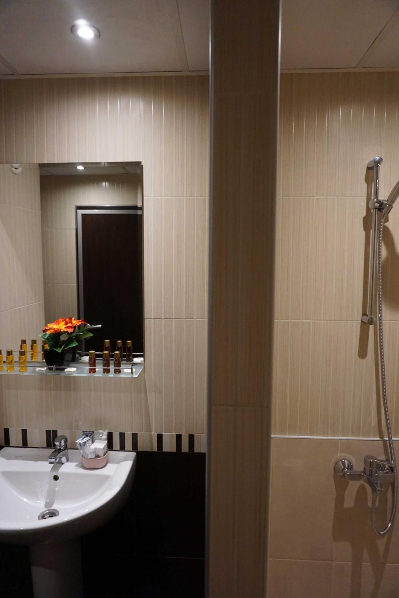 Hotel Ihtiman Luaran gambar